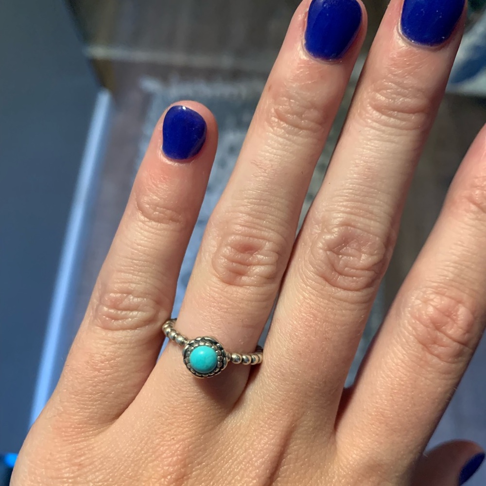 Size: 7 Teal Pandora Ring